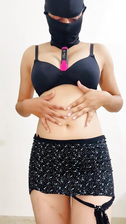 INDIAN GIRL FINGERING VEDIO VIRAL WITH BOYFRIEND