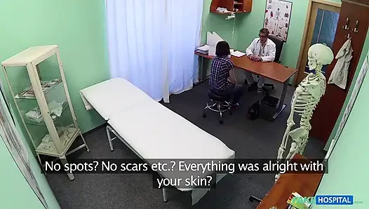 Fake Hospital - Doctor Prescribes a Heavy Dose of Oral Sex to Cure Patient's Depression