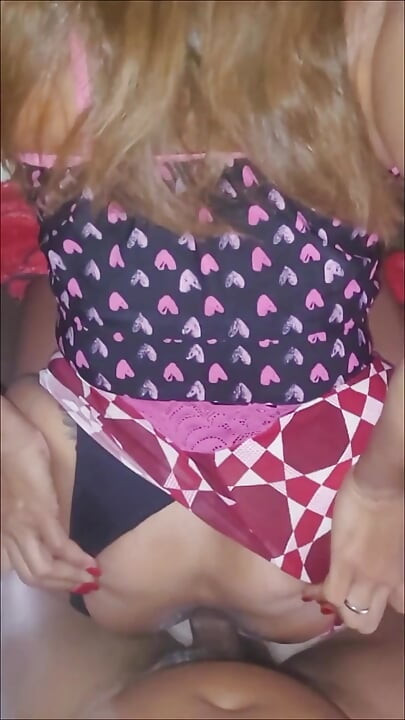 She knows how to do a really beautiful anal gap.