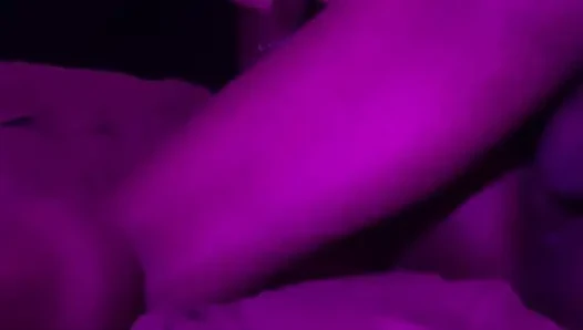 Ebenholz-teen gosdess saftig sahnige heiße muschi langsam von hinten pOV