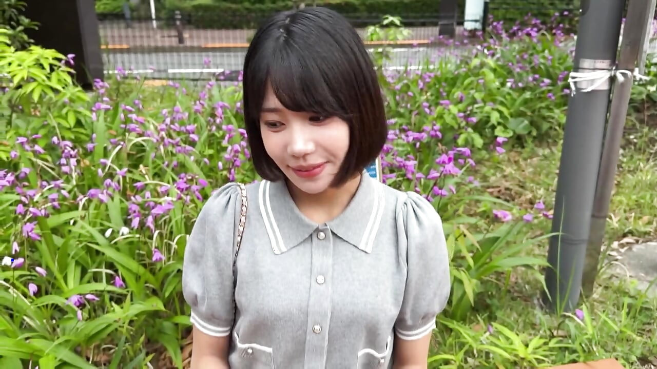 Minami, žena v domácnosti, která si vydělává krásnou postavou (26), nahá aktivní žena [Potvrzeno, že se stane sexuální kamarádkou → holka]