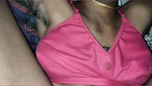 питье молока.