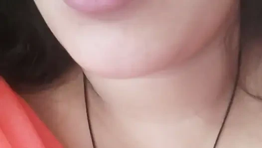 Bhabhi ji ke rasile hoth bhabhi ji ke milky chuchi