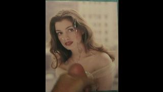 Éjacule sur Anne Hathaway n ° 16