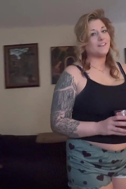 继父有一个硬性爱 - 身临其境的第一人称视角口交