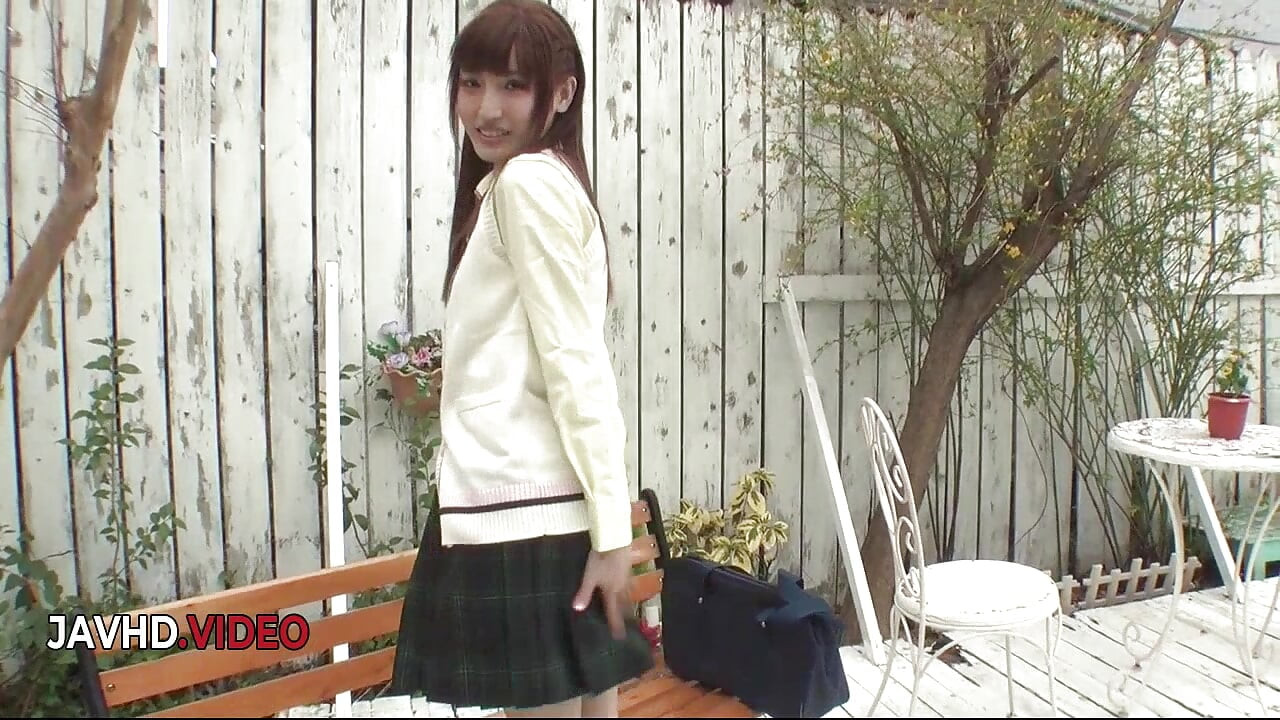 Karin Aizawa's Sexy Outdoor Adventure: An Intimate Look at Her Candid Moments
