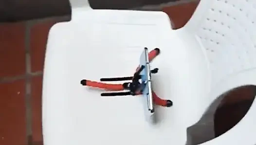 Моя соседка во дворе принимает ванну с невероятными сиськами с богатой задницей эта брюнетка богиня она находится в Канаде I