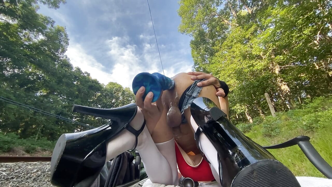 Outdoor sissy bimbo slut rough buttfuck