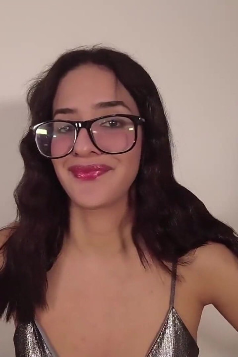 197-1 Latina Fucks for Creampie