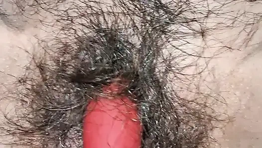 Новая игрушка, волосатая киска