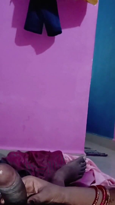 Desi bhabhi ki Desi style me Sex video Part.2 (Chut ka chaska) | Clip 1