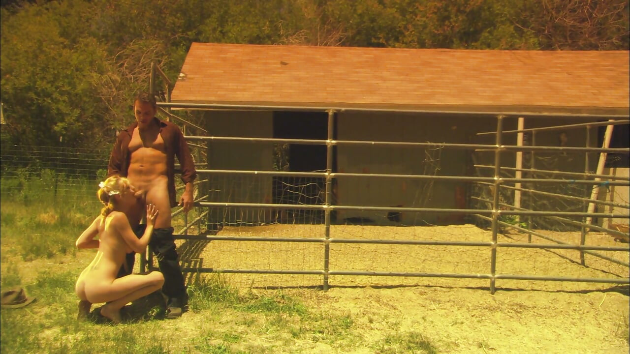 Salacious blonde gives her hubby a steamy blowjob before getting bed rough