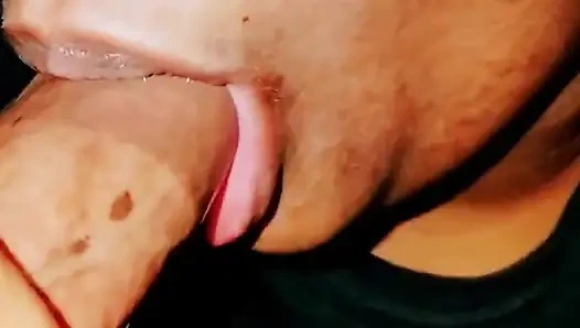 The Sloppy Fruit Roll up Eater!!