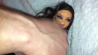 Porra na boneca bratz # 2