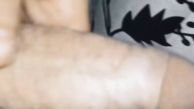 Colombian with a big tail and a big dick and a desire for milk in his tail