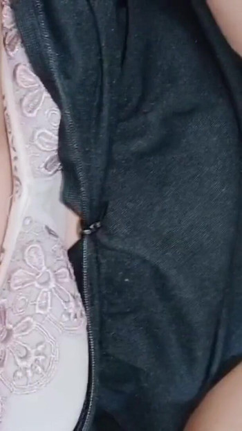Unforgettable moment from "Sniffing the teen sighing to the smell"