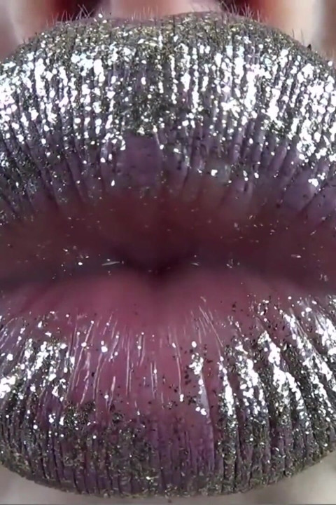 Pop for my big shiny lips: Cum countdown!