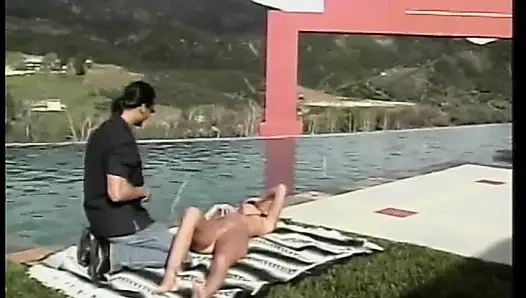 Harika götlü minyon sarışın jakuzide yarağa biniyor