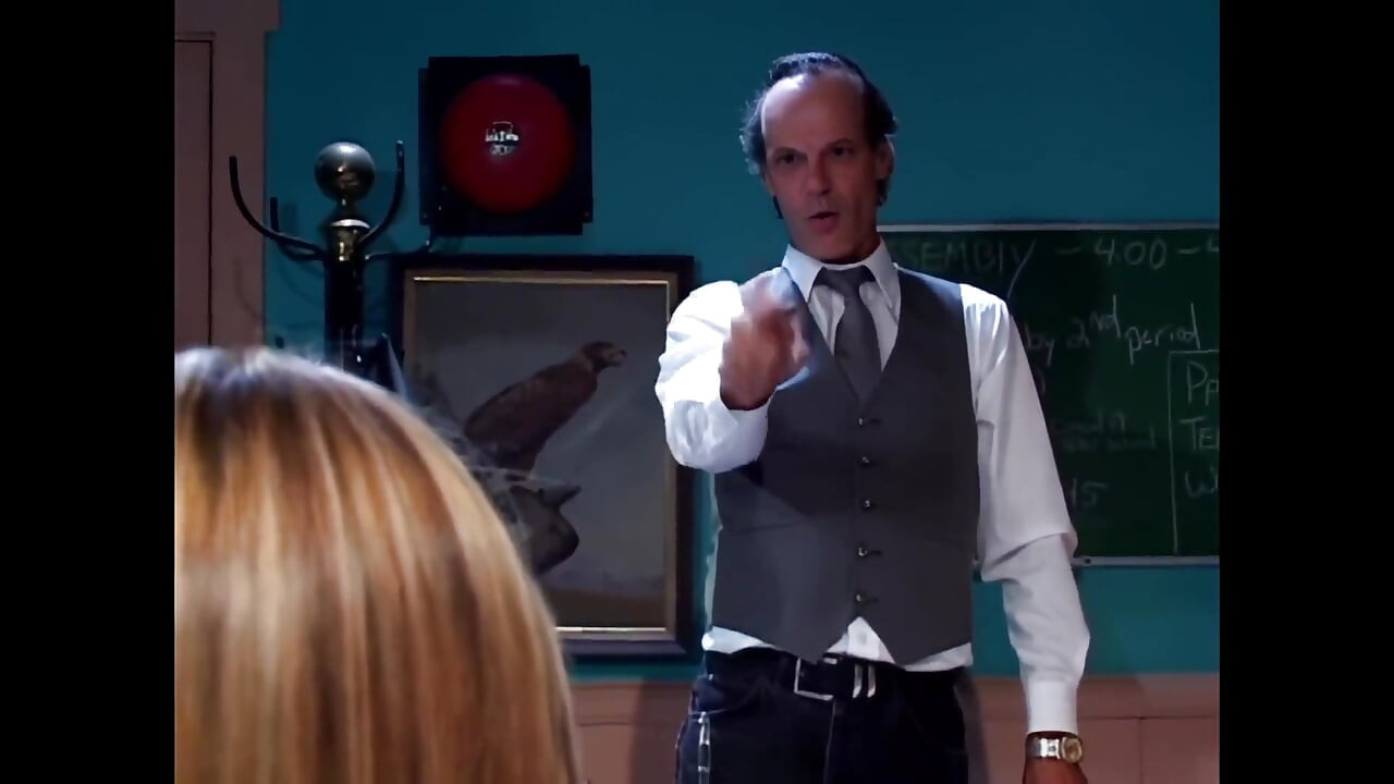 艾莉森·怀特：梦见被我最好的朋友舔舐