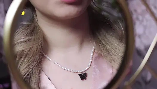 Видео-сообщение от твоей подруги. Осторожностью! У тебя может быть оргазм