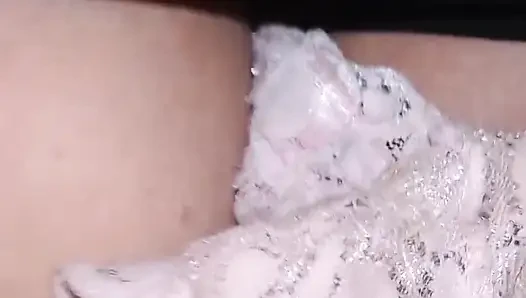 Singing Hard with Latina