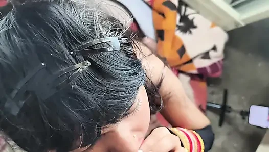 Hintli ateşli çift seks hikayesinin tadını çıkarıyor Hintçe ses