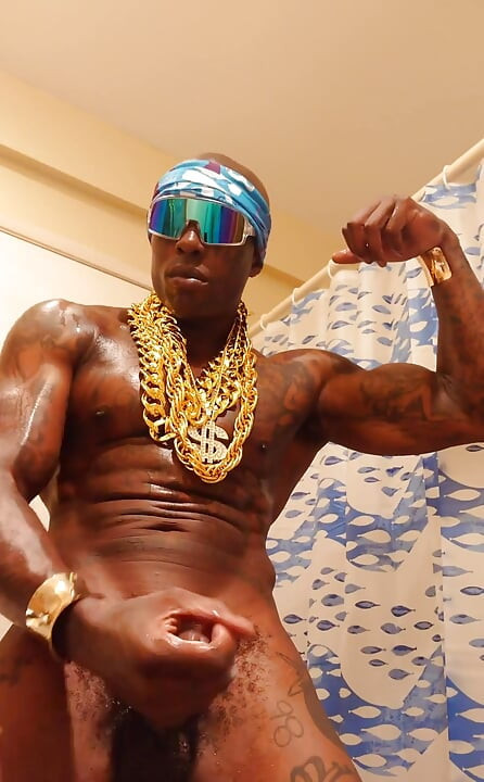 BBC Worship Hallelujah Johnson ( Wardell Fouse Busting on Puff ) Tall Dark Chocolate Muscles Tattoos Hairy BBC Hallelujah Johnso