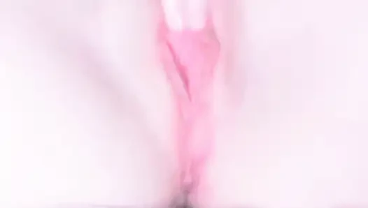 Masturbasi solo memek merah muda perawan