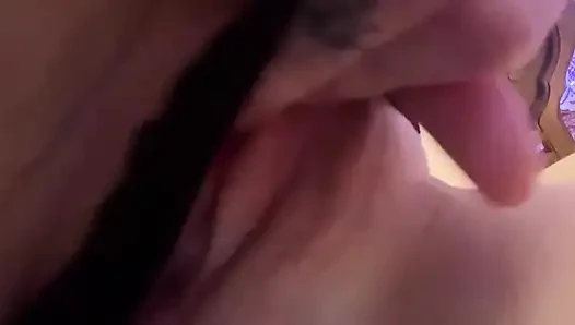 Pelacur mungil sange