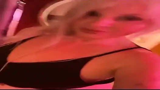 704088638501167105.mp4