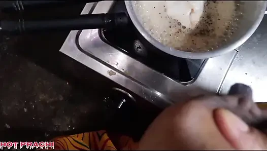 Prachi Apne dudh ka chai banake sasur ji ko piladiya
