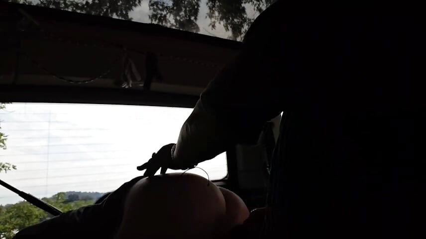 Estirando el culo de mi marido cornudo .. Hablar degradante y sucio lo hizo llorando