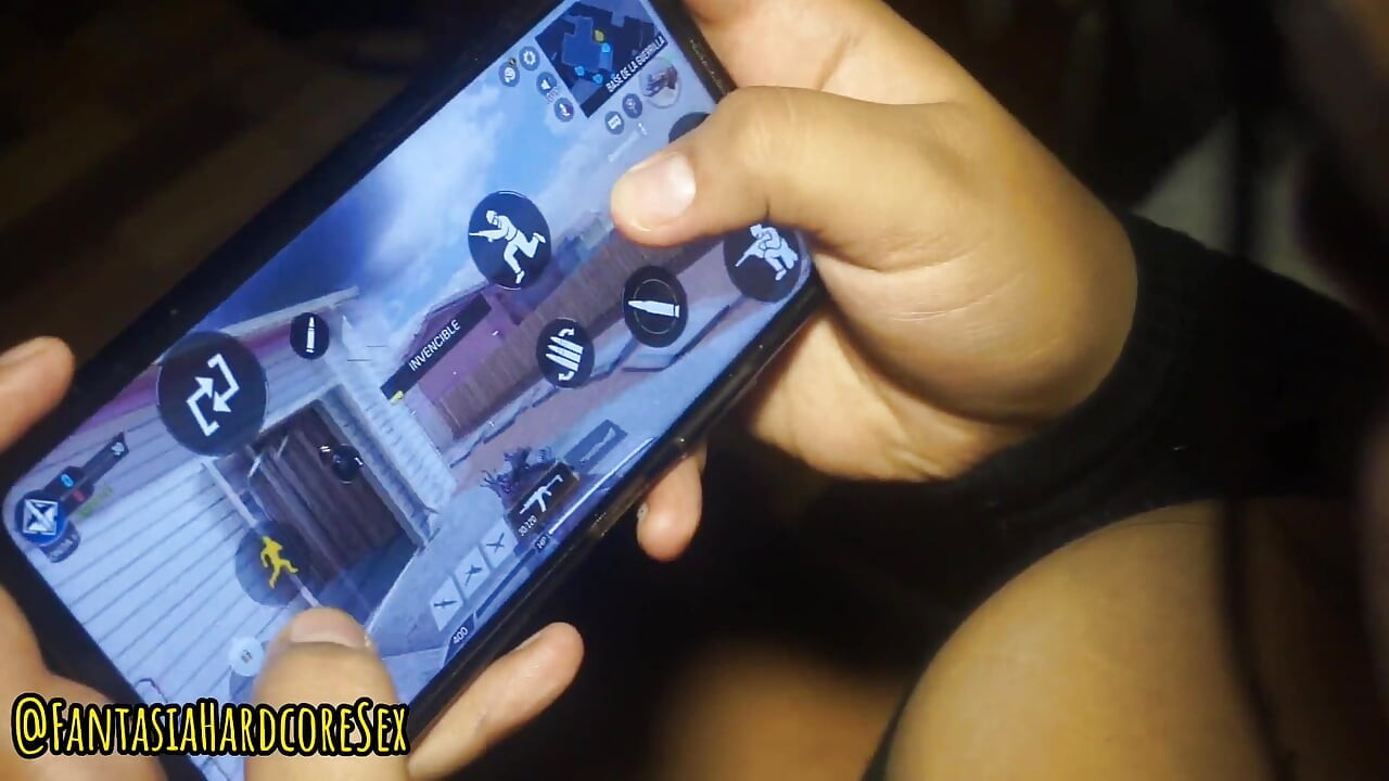 स्पेनिश में मेरे सबसे अच्छे दोस्त के साथ ड्यूटी पार्टी का कॉल घर का बना देखने का बिंदु