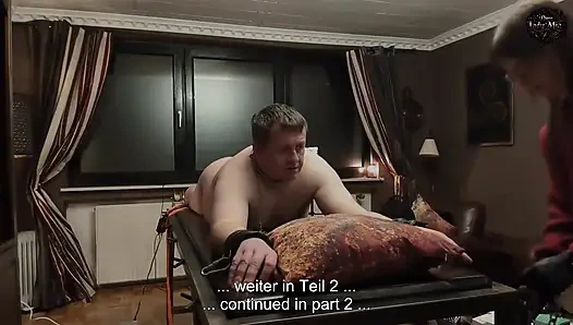 Domlady mia - köle için terör cezası - eğitim: göt sikiş makinesi tarafından sikiliyor - bölüm 1