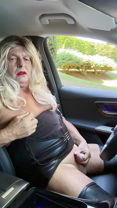 Shemale kassy54 en coches