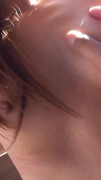 Stunning moment from "Reiche Asiatisce Milf bezahlt fuer den fick im spa bereich"