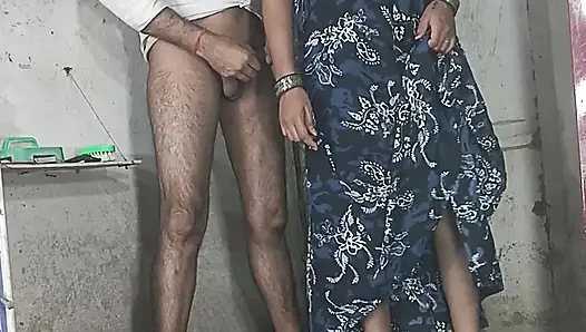 Cewek sange ini lagi asik nyepong kontol sambil nyepong kontol dan ngisap toketnya sambil duduk di kontolnya sambil berbaring lurus - audio bahasa india