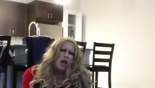 Sevimli cd sürmek bir büyük yapay penis