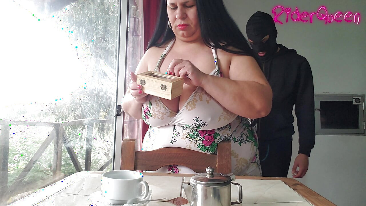 MIlf peituda esposa fodida por ladrão com gozada interna - My Fantasy 1310