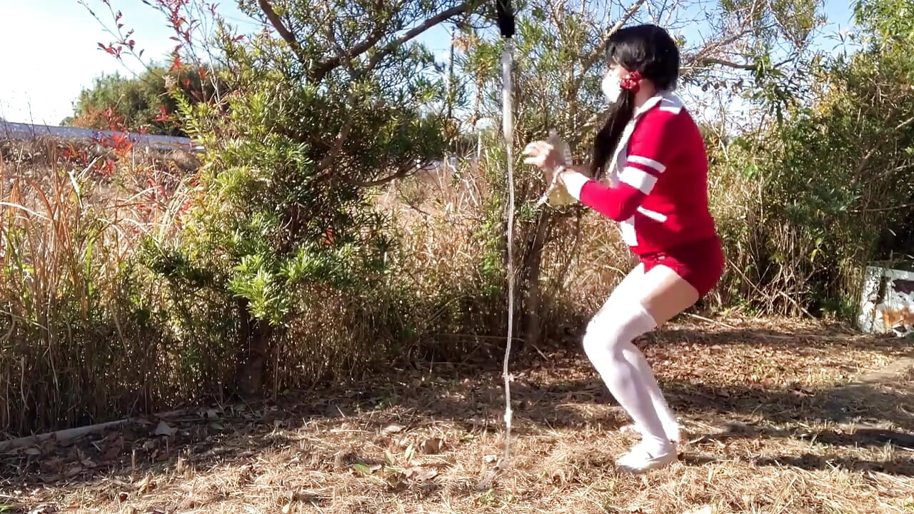 Bestelle beim Trainer No46 Anal Pee während du Bloomers trägst