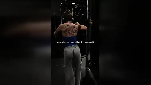 OMG! Canlı yayında amını sızdırdı - buna inanmayacaksın!