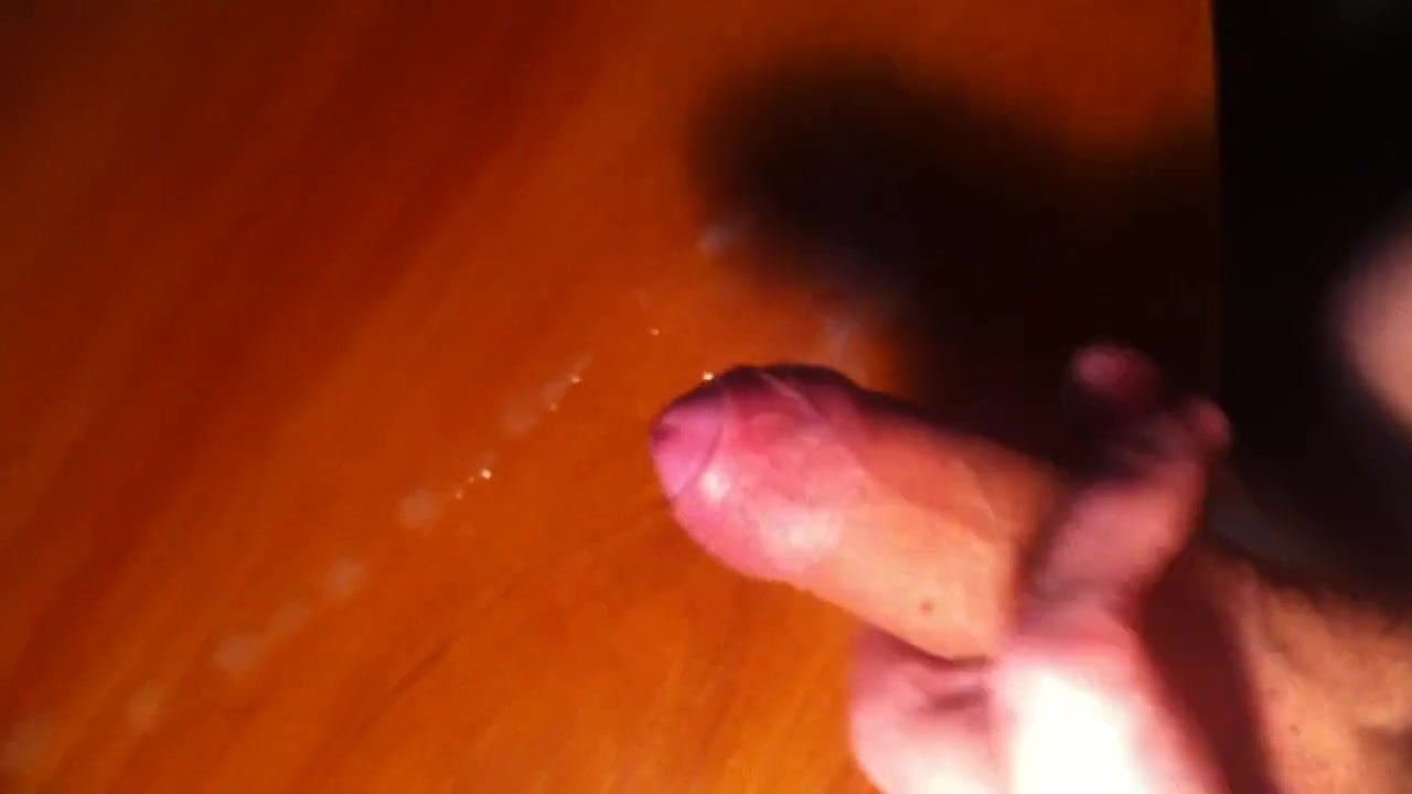 Tribute to 'feetlex' and her ped socks :)
