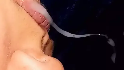 Taking those resting lips with cumshot
