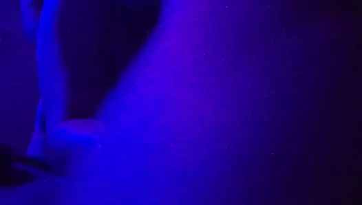 Сводная сестра сделала шлюху и оставила ее грязное уличное секс-видео