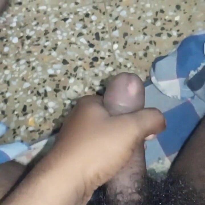 Soy india esposa lamiendo coño