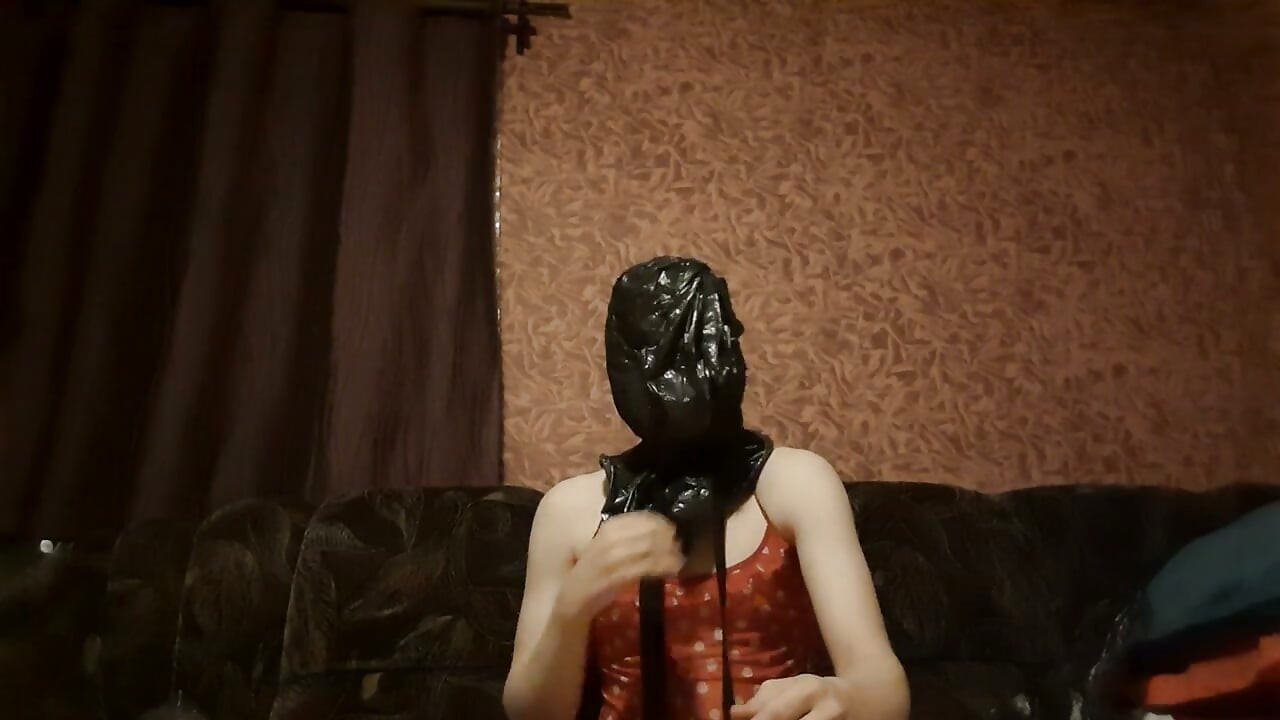 Lingeri İçinde Femboy Poşetlendi