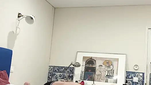 Komşum Beni Pazar Günü Güzel Bir Seks Yapmaya Davet Etti