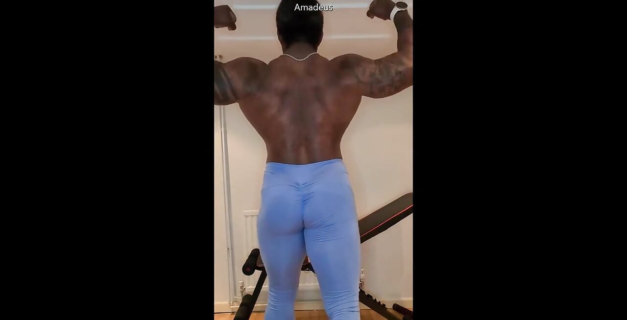 Bài tập thể dục tại nhà cuối cùng của tôi, xuất tinh!!