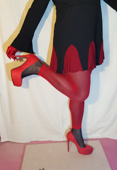 Black tights and red shoes