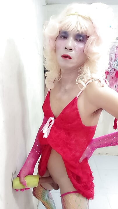 Oanh Le transgender v sexy oblečení porn selfie